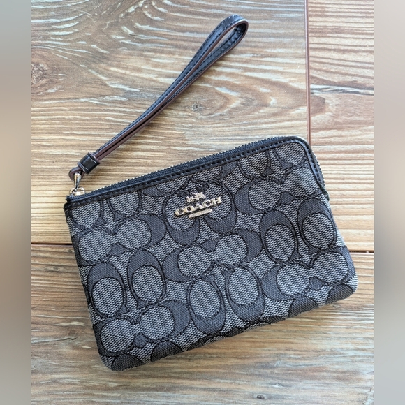 Coach Small Corner Zip Wristlet Pouch Wallet Signature Logo Black Gray - Picture 1 of 13